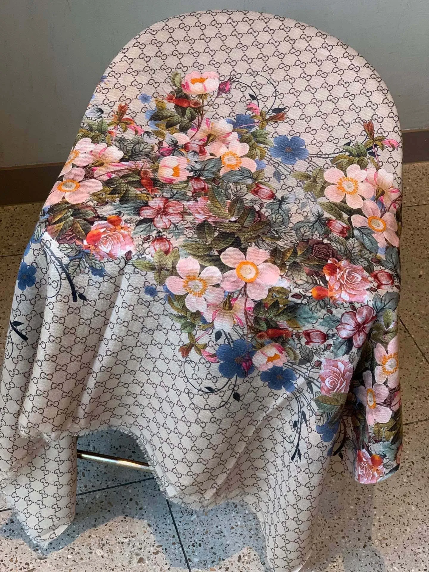 CLTH360 GG Flora Print Cashmere Scarf / 43.3x78.7inch
