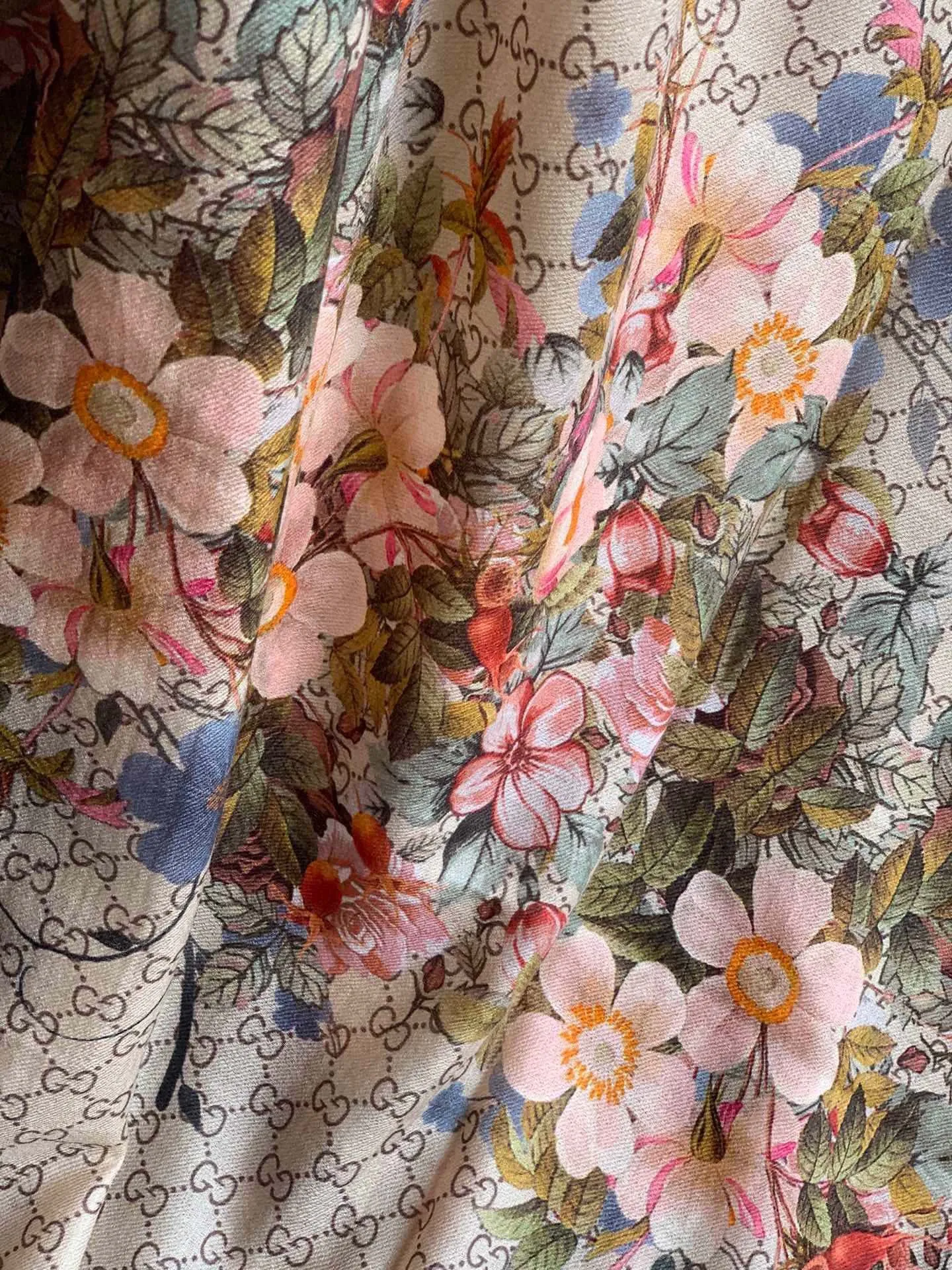 CLTH360 GG Flora Print Cashmere Scarf / 43.3x78.7inch