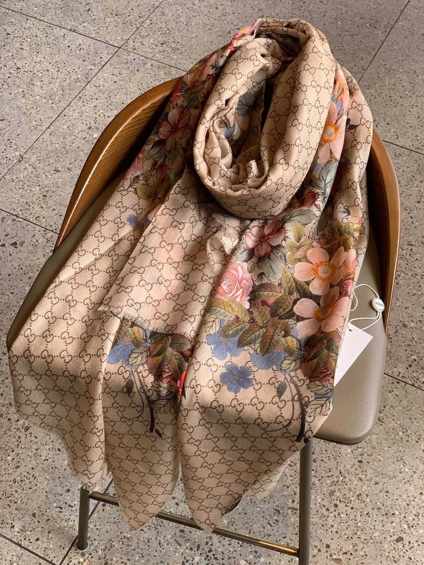 CLTH360 GG Flora Print Cashmere Scarf / 43.3x78.7inch