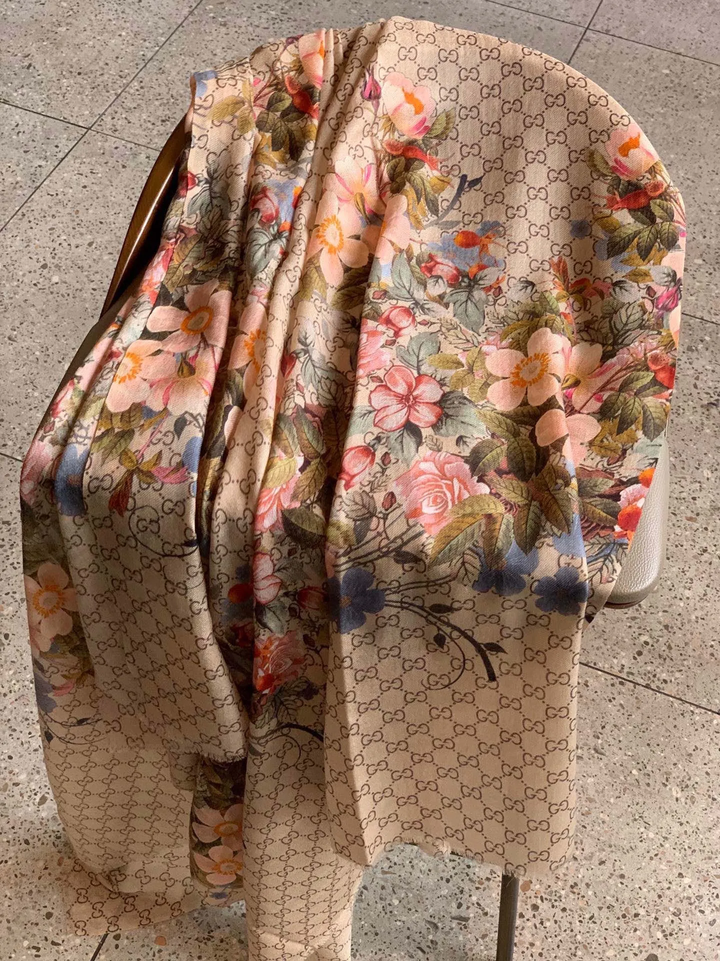CLTH360 GG Flora Print Cashmere Scarf / 43.3x78.7inch