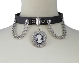 Hanging Chain PendantChoker
